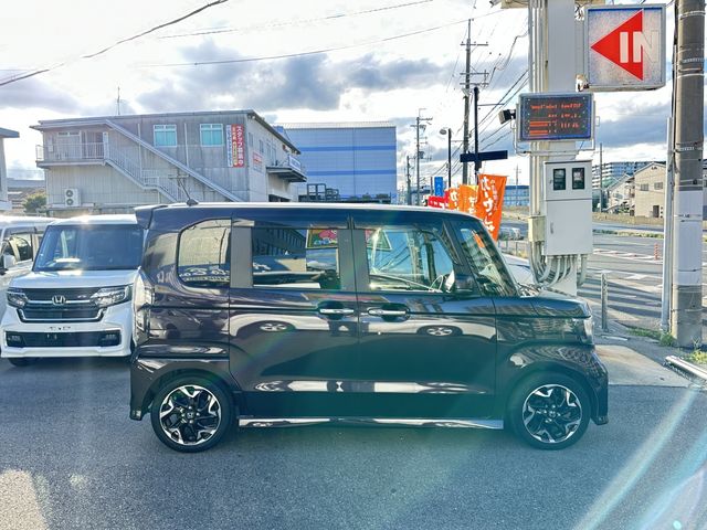 HONDA N BOX 2021