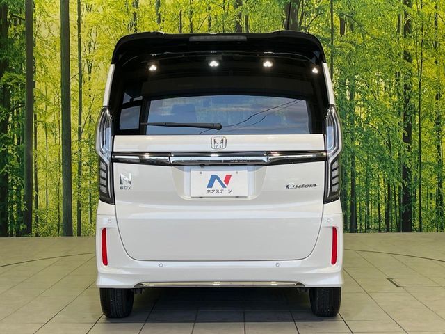 HONDA N BOX CUSTOM 2022