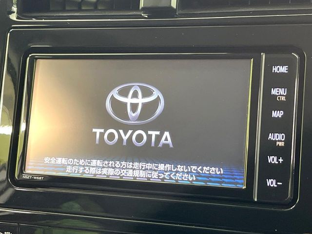 TOYOTA PRIUS 2019
