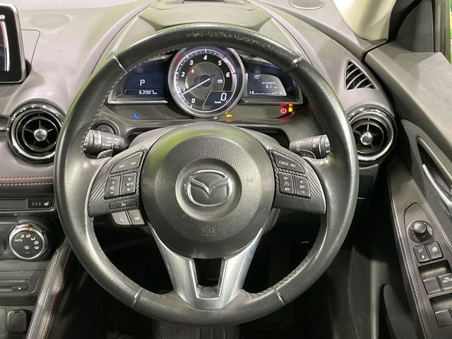 MAZDA DEMIO 2016