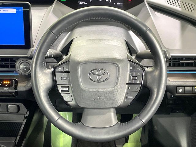TOYOTA PRIUS 2023