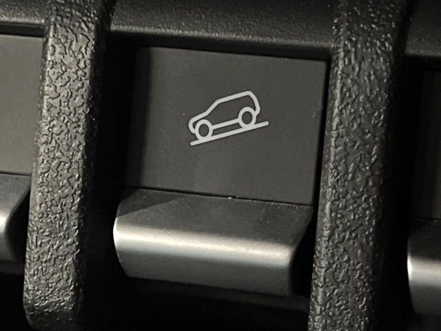 SUZUKI JIMNY NOMADE 2025