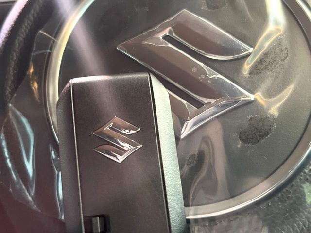 SUZUKI JIMNY NOMADE 2025