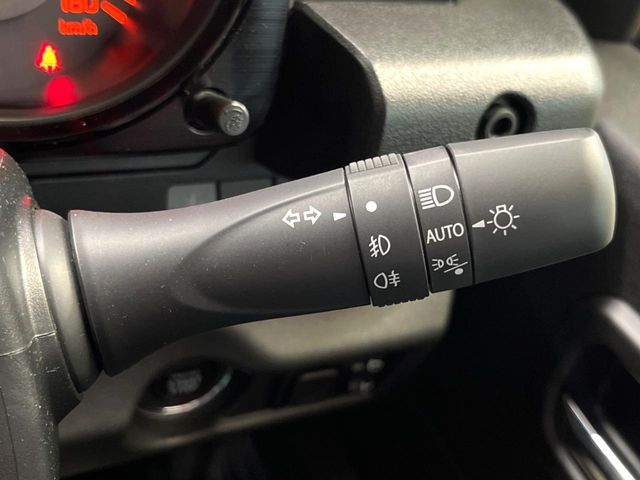 SUZUKI JIMNY NOMADE 2025