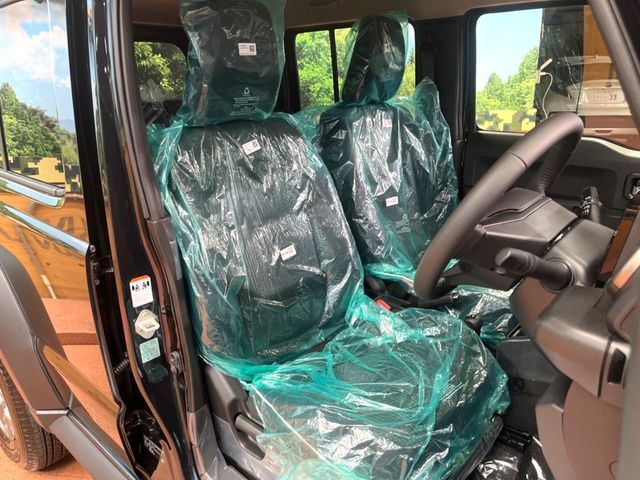 SUZUKI JIMNY NOMADE 2025