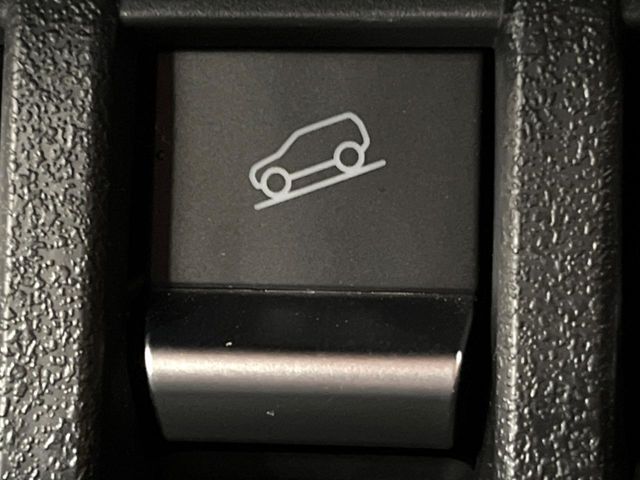 SUZUKI JIMNY SIERRA 2023