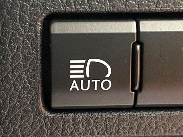 TOYOTA LEXUS NX300h AWD 2019