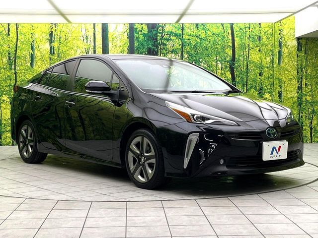 TOYOTA PRIUS 2022