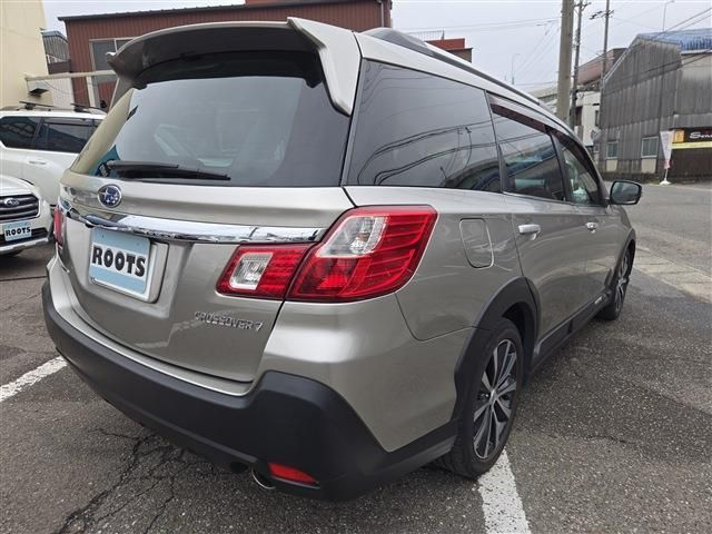 SUBARU EXIGA CROSSOVER 7 2015