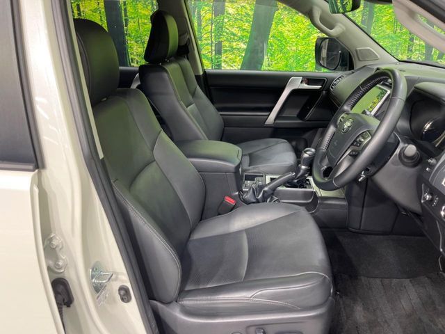 TOYOTA LANDCRUISER PRADO 2023