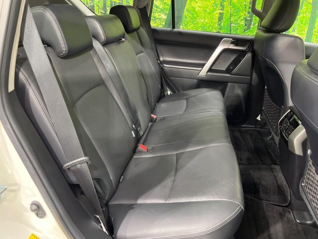 TOYOTA LANDCRUISER PRADO 2023