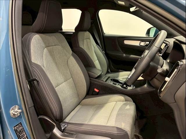 VOLVO VOLVO XC40 2022