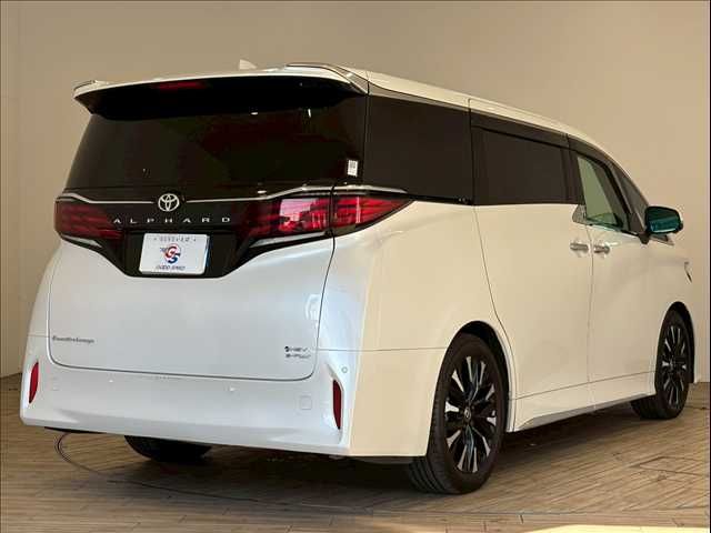 TOYOTA ALPHARD hybrid 4WD 2023