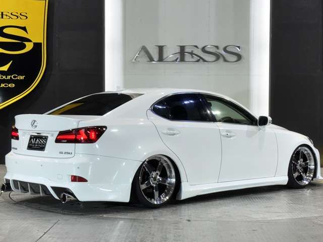 TOYOTA LEXUS IS250 2010