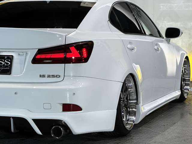 TOYOTA LEXUS IS250 2010