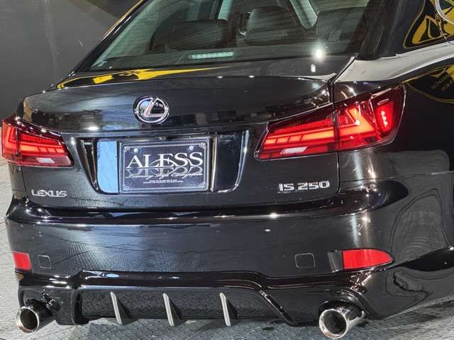 TOYOTA LEXUS IS250 2011