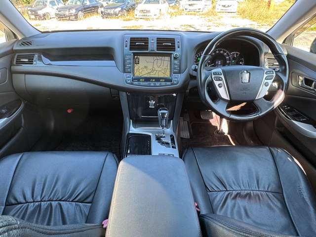 TOYOTA CROWN sedan 2010