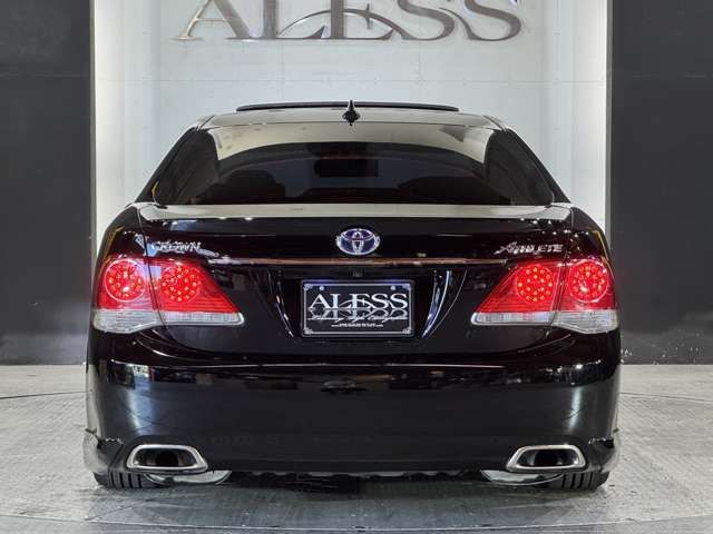 TOYOTA CROWN sedan 2010