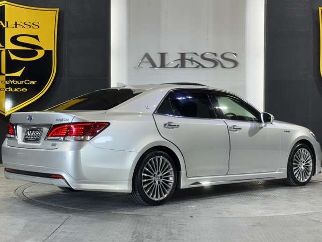 TOYOTA CROWN MAJESTA HYBRID 2018