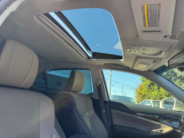 TOYOTA CROWN MAJESTA HYBRID 2018