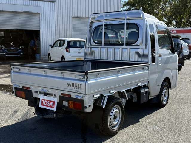 DAIHATSU HIJET truck 4WD 2023