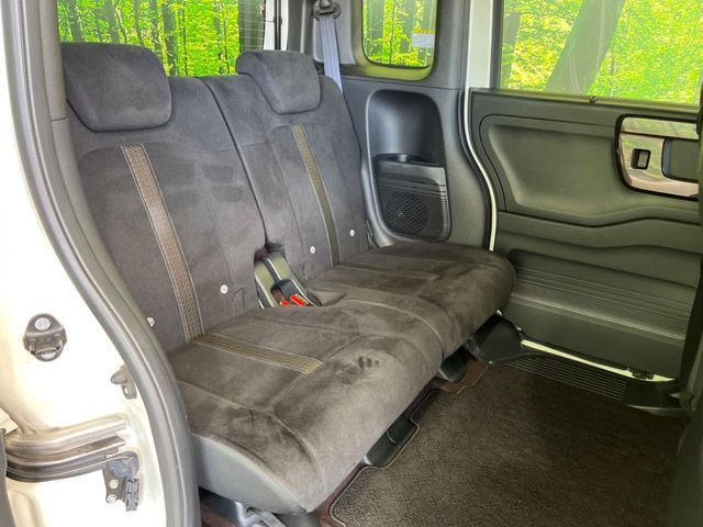 HONDA N BOX CUSTOM 2017