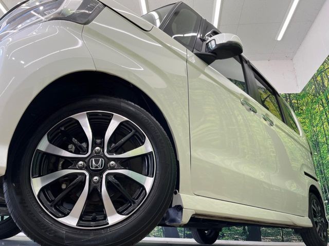 HONDA N BOX CUSTOM 2017