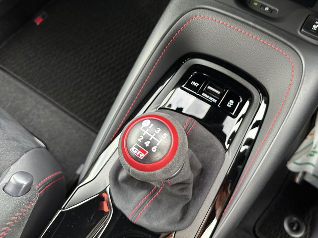 TOYOTA GR COROLLA 2025