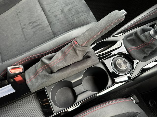 TOYOTA GR COROLLA 2025