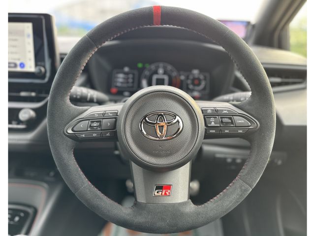 TOYOTA GR COROLLA 2025