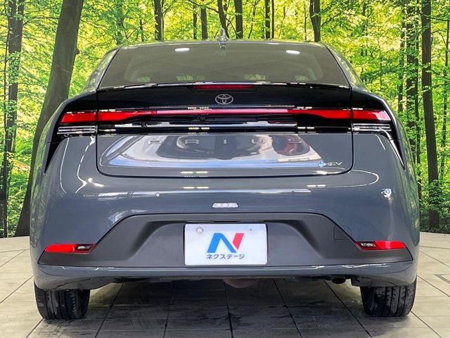 TOYOTA PRIUS 4WD 2024