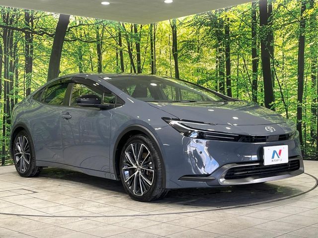 TOYOTA PRIUS 4WD 2024