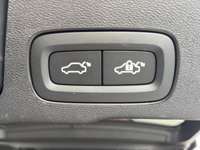 VOLVO VOLVO XC60 2022