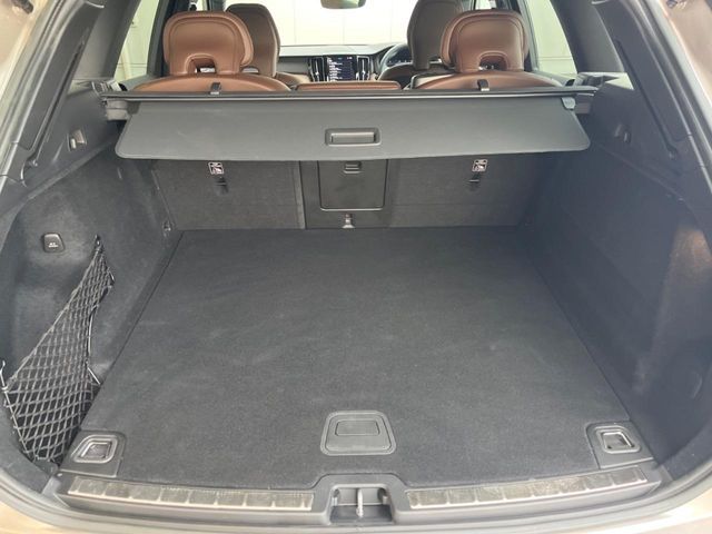 VOLVO VOLVO XC60 2022