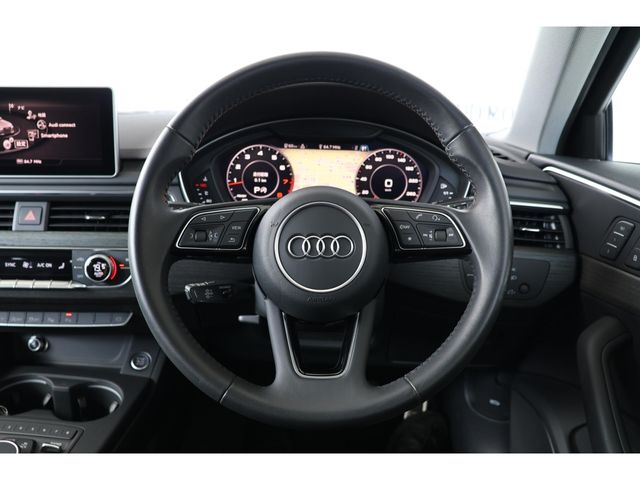 AUDI AUDI A4 AVANT 2019