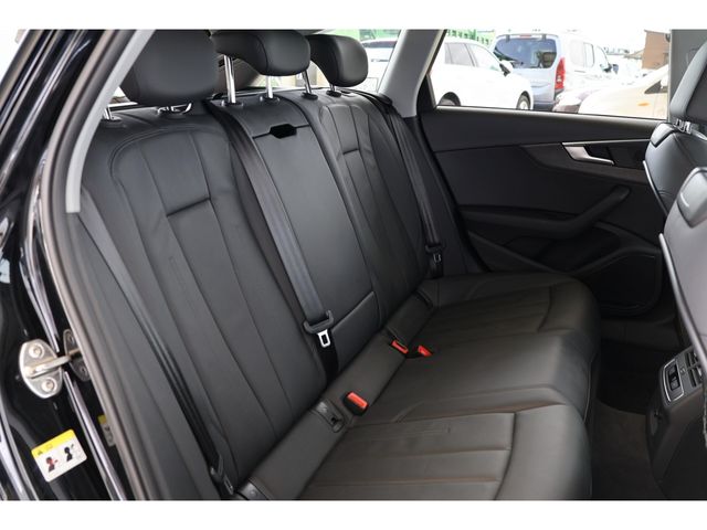 AUDI AUDI A4 AVANT 2019