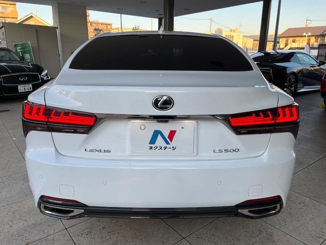 TOYOTA LEXUS LS500 2020