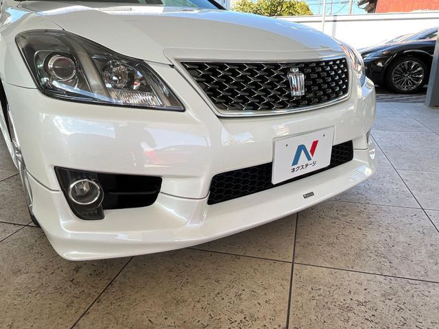 TOYOTA CROWN sedan 2010