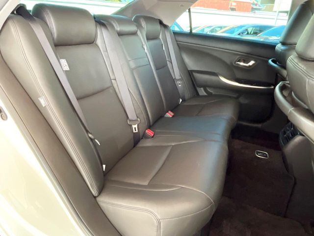 TOYOTA CROWN sedan 2010