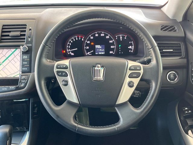 TOYOTA CROWN sedan 2010