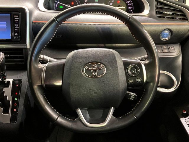 TOYOTA SIENTA HYBRID 2019
