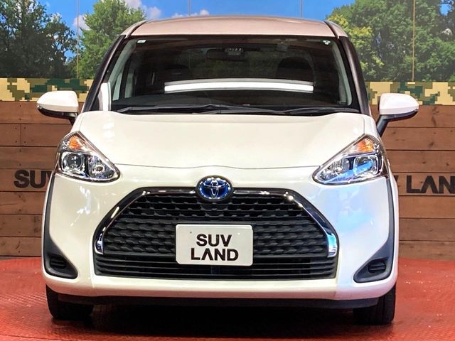 TOYOTA SIENTA HYBRID 2019