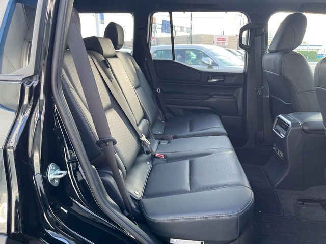 TOYOTA LANDCRUISER 250 2024