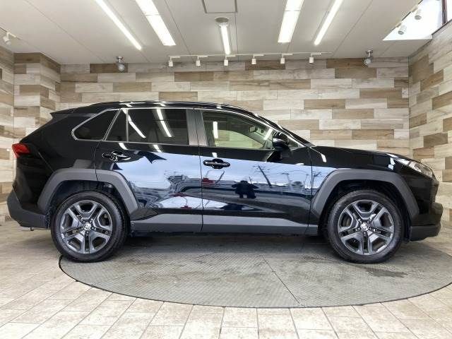 TOYOTA RAV4 4WD 2023