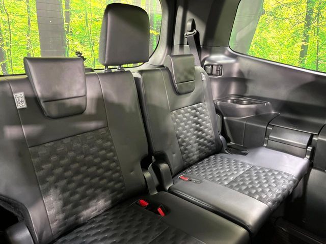 TOYOTA VOXY 4WD 2023