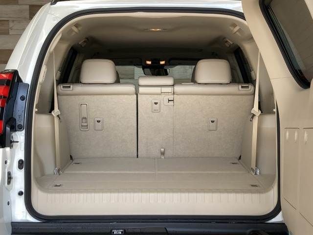 TOYOTA LANDCRUISER PRADO 2023