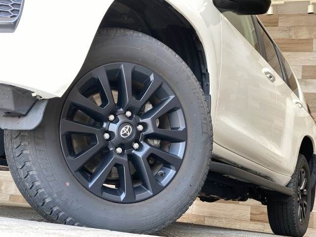 TOYOTA LANDCRUISER PRADO 2023