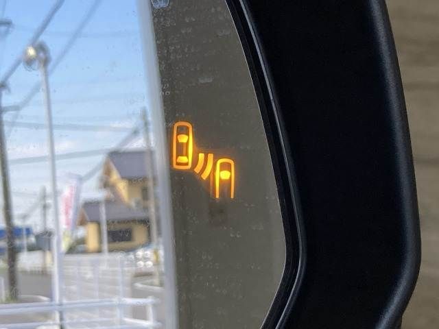 TOYOTA NOAH HYBRID 2023