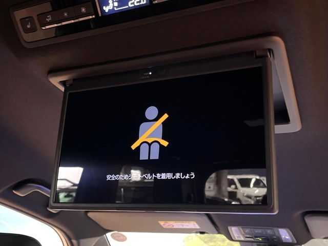 TOYOTA VOXY HYBRID 2025