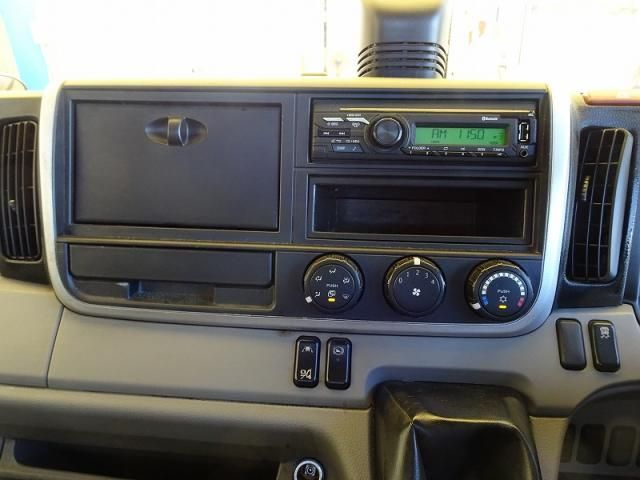 MITSUBISHI CANTER 2020